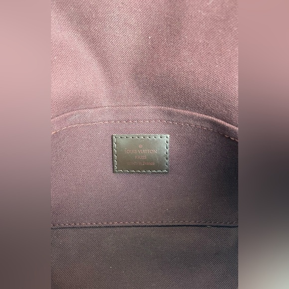 Authentic Louis Vuitton Favorite PM Damier Ebene Crossbody Clutch Purse Handbag - Picture 14 of 16